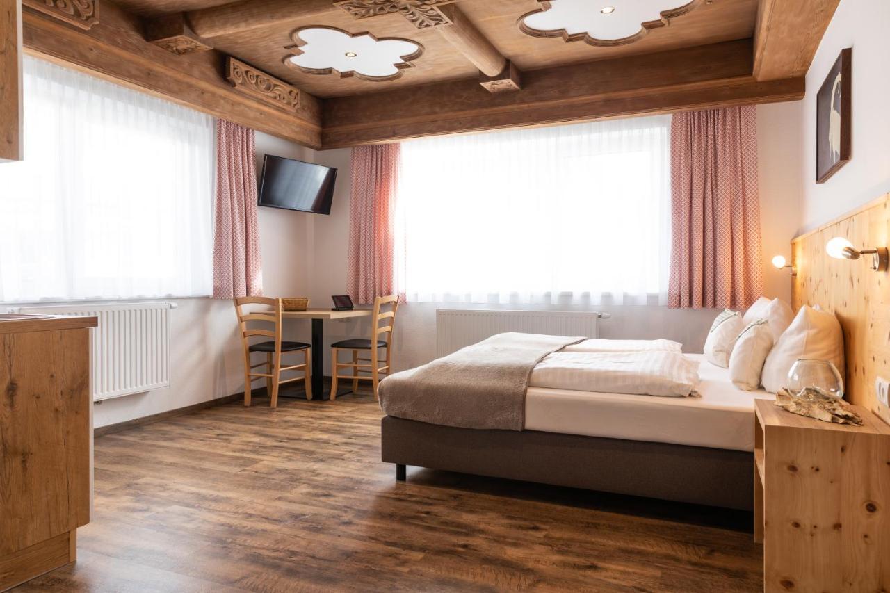 Pitztal Living Lejlighedshotel Jerzens Eksteriør billede