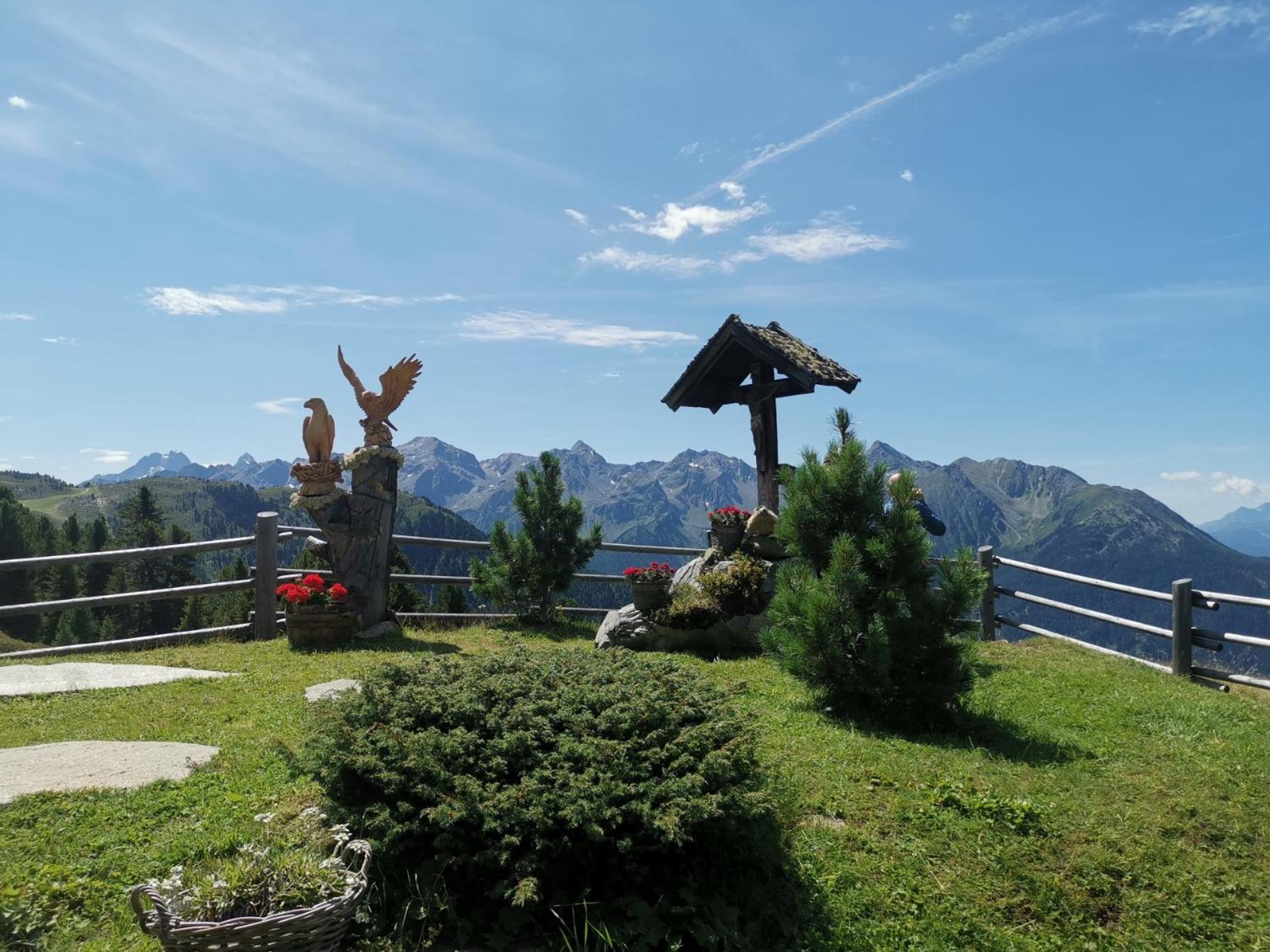 Pitztal Living Lejlighedshotel Jerzens Eksteriør billede